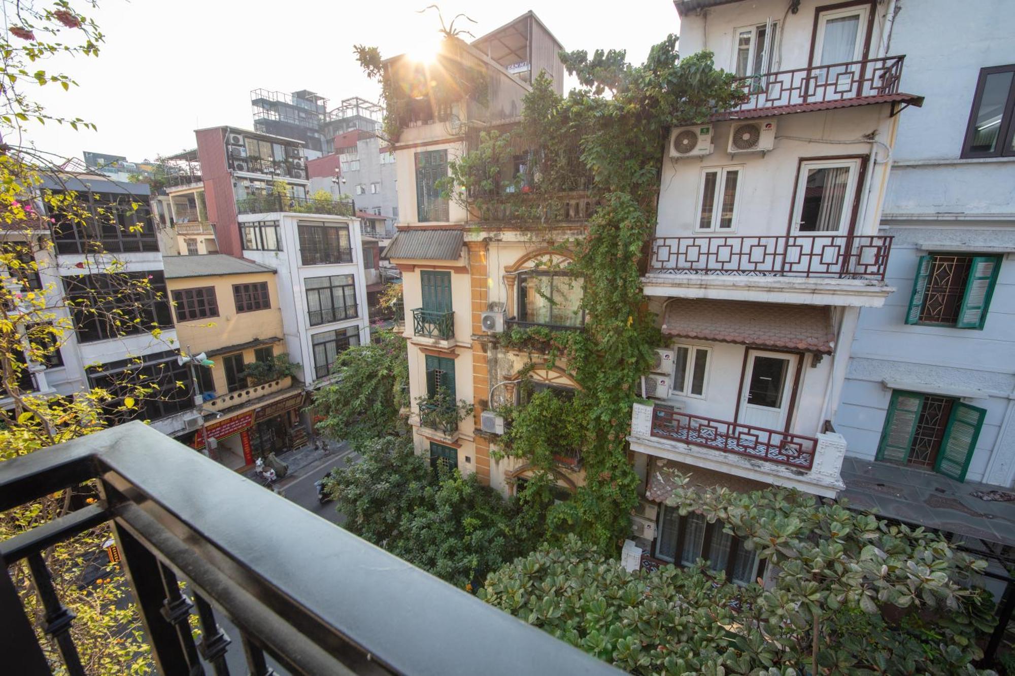 Madelise Adora Hotel & Travel Hanoi Exterior foto